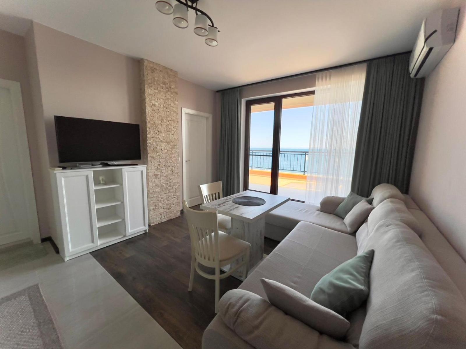 и студия в комплекс акротирия Apartment