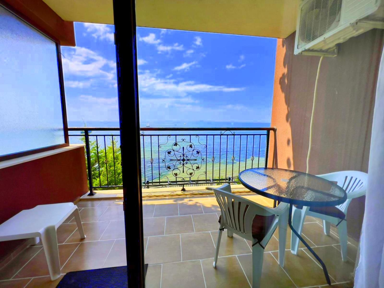 Apartment и студия в комплекс акротирия Nesebar