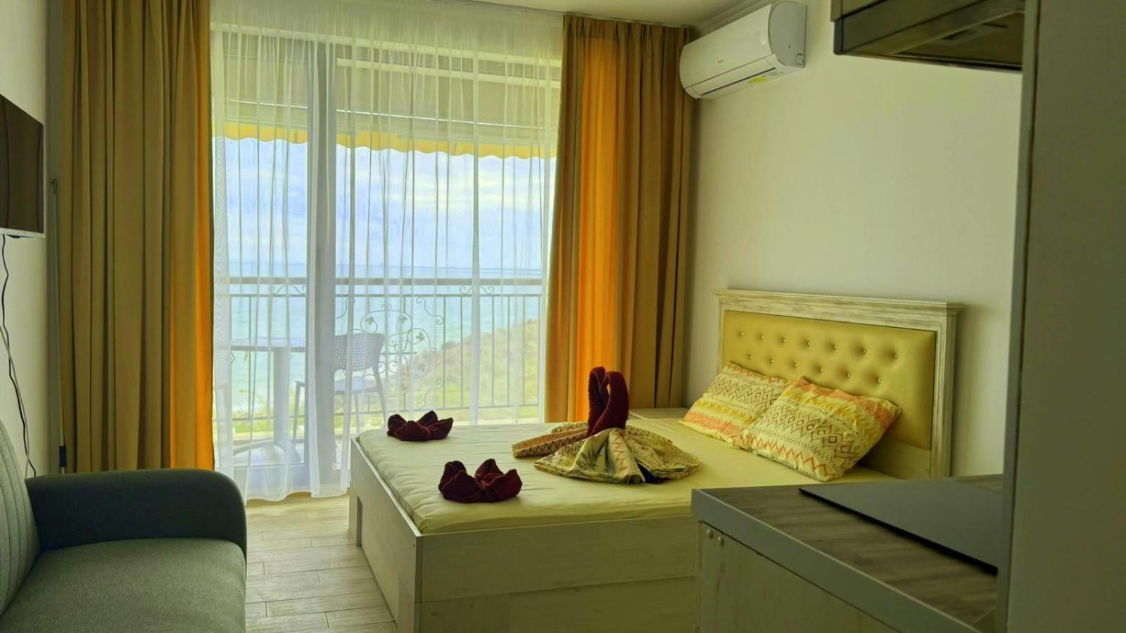 Apartament и студия в комплекс акротирия Nesebyr