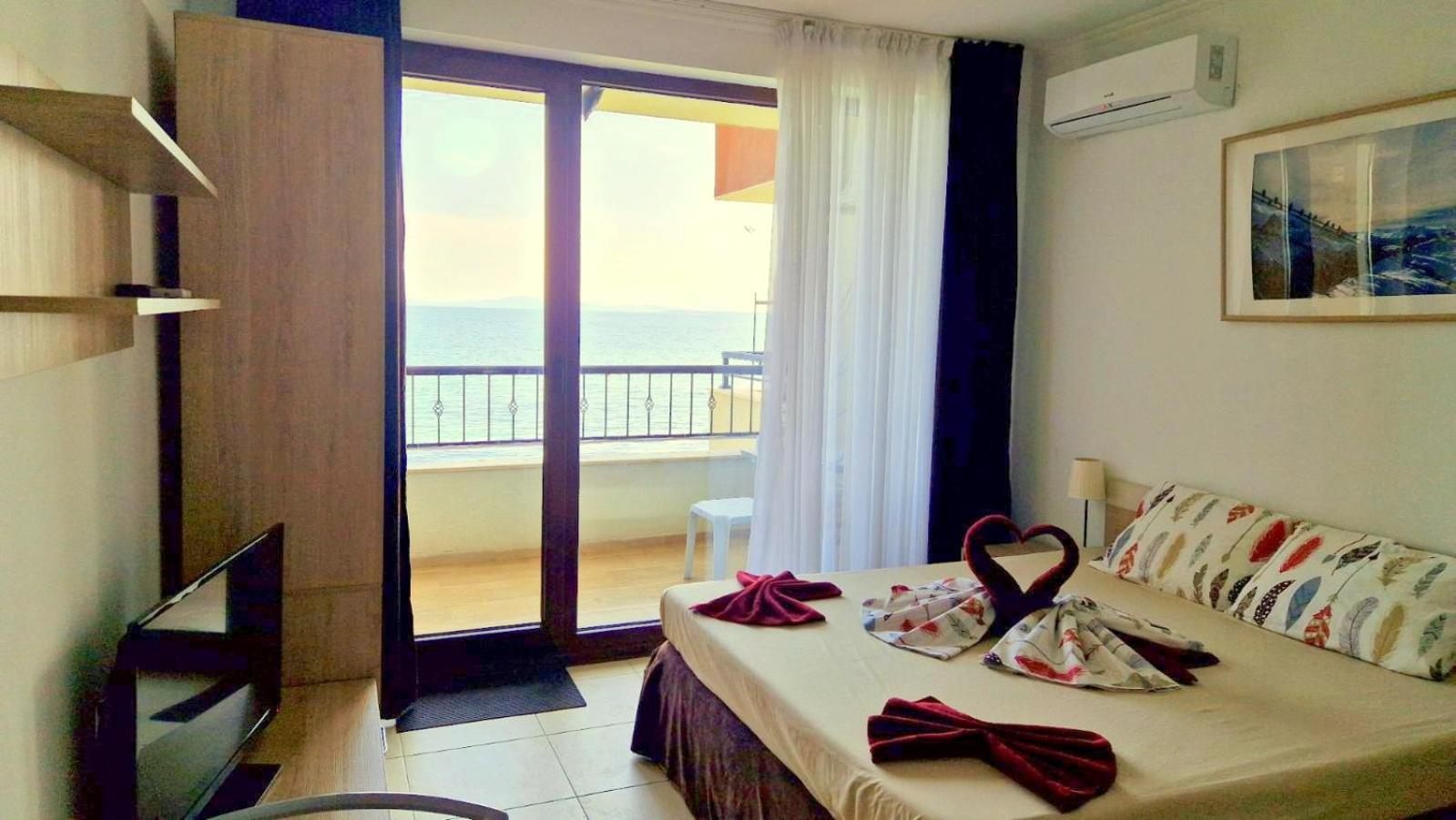 Appartamento и студия в комплекс акротирия Nesebar